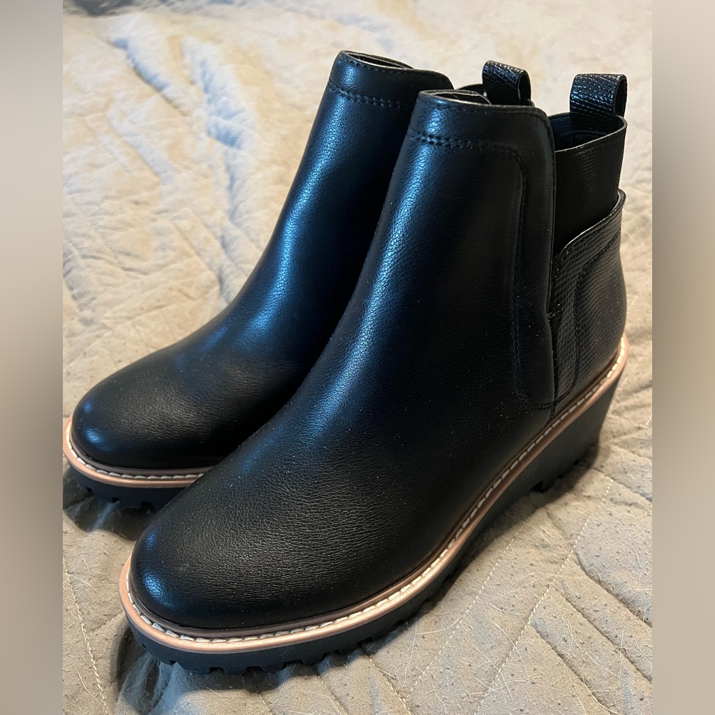 Brand New Dolce Vita Booties, Size 8.5
